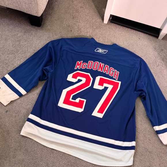 Men’s Reebok New York Rangers Jersey with 2014 Stanley Cup Patch Size L 💙❣️ - Picture 10 of 11